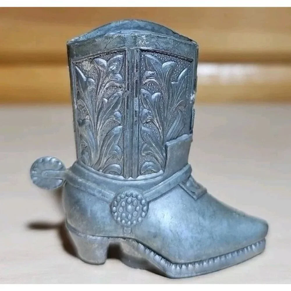 Vintage Myrtle Beach Metal Silver Cowboy Boots Salt and Pepper Shaker Made Japan